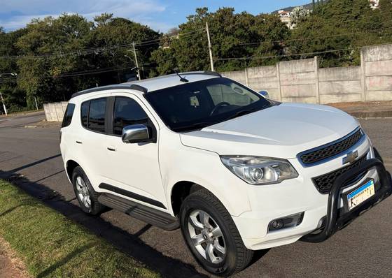 CHEVROLET TRAILBLAZER 3.6 LTZ 4X4 V6 GASOLINA 4P AUTOMÁTICO CHEVROLET TRAILBLAZER 3.6 LTZ 4X4 V6 GASOLINA 4P AUTOMÁTICO